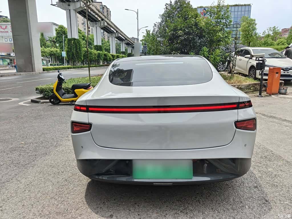 Xpeng P7, 2022 6