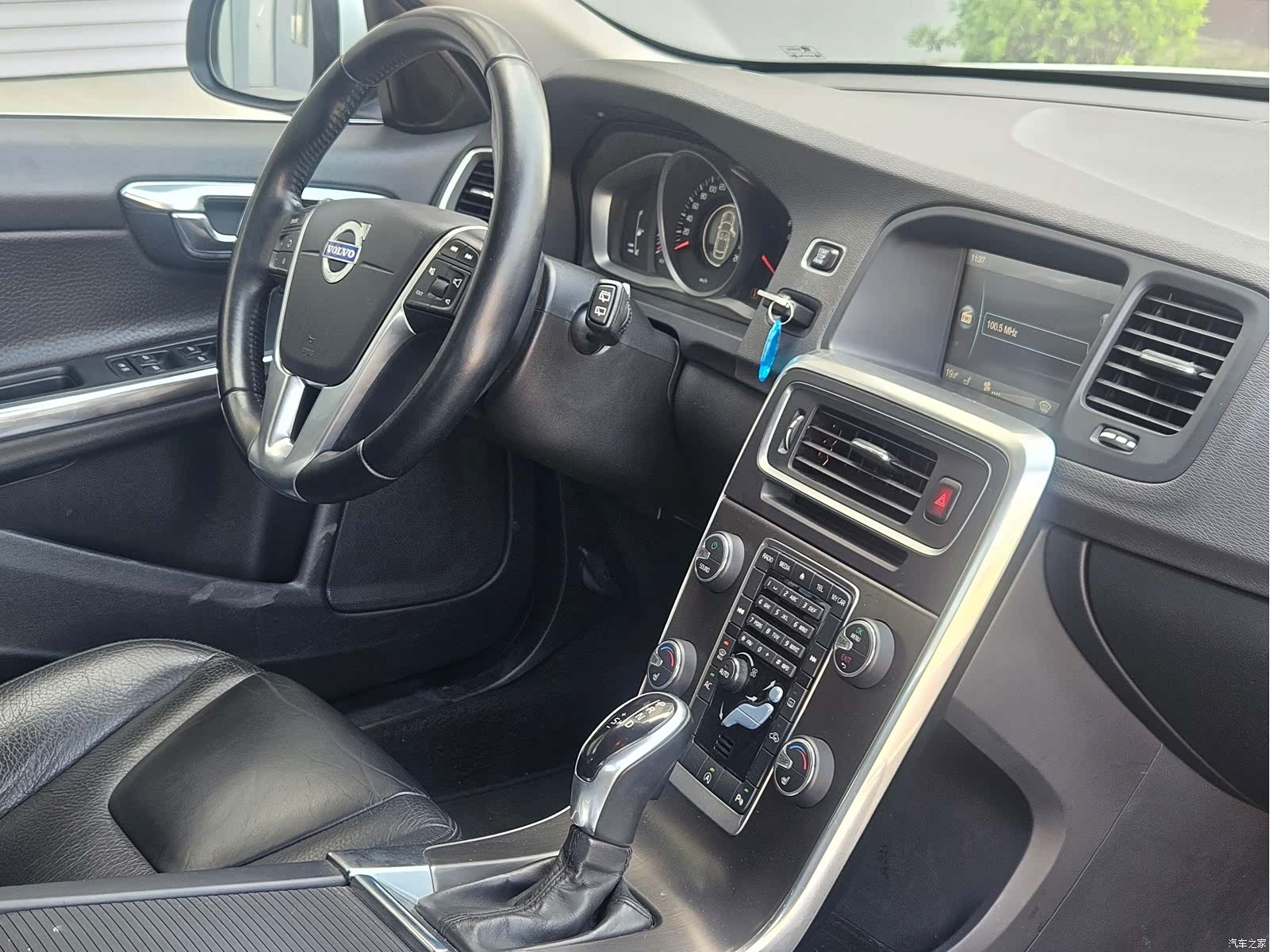Volvo V60, 2013 12