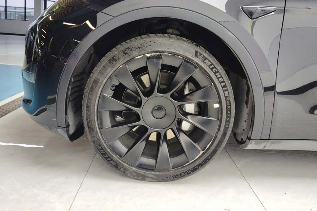 Tesla Model Y, 2021 6