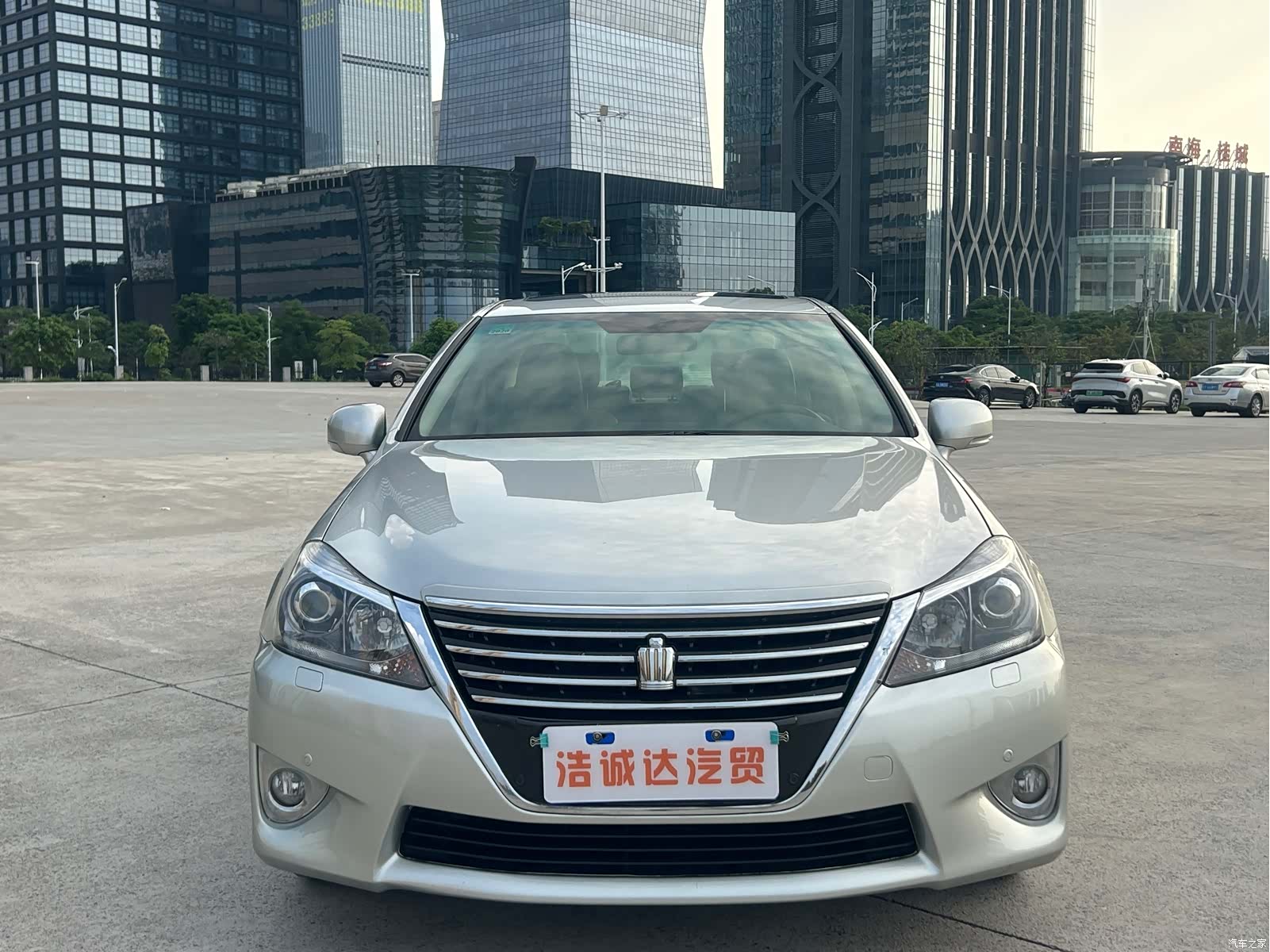 Toyota Crown, 2012 2