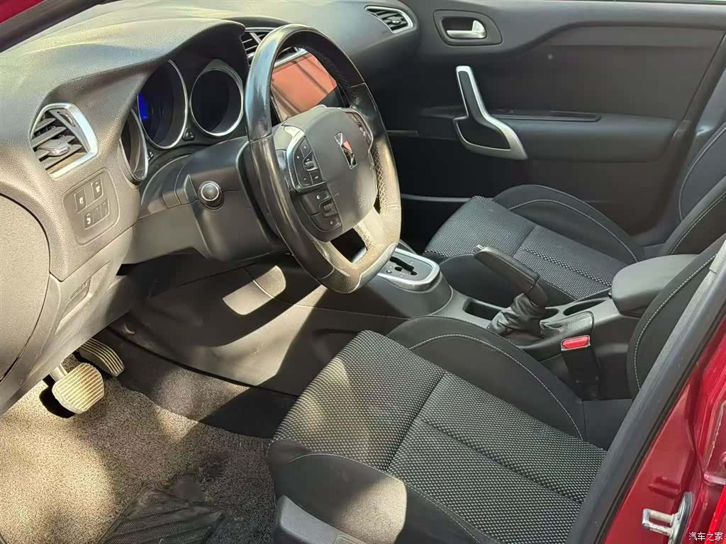 DS 4, 2014 4