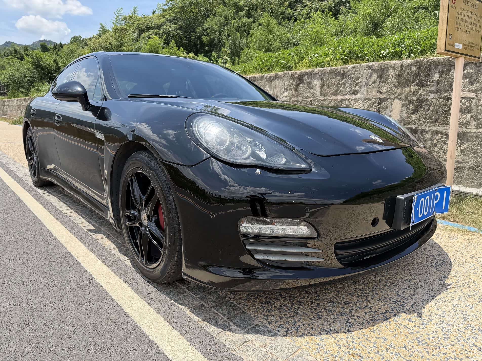 Porsche Panamera, 2011 1
