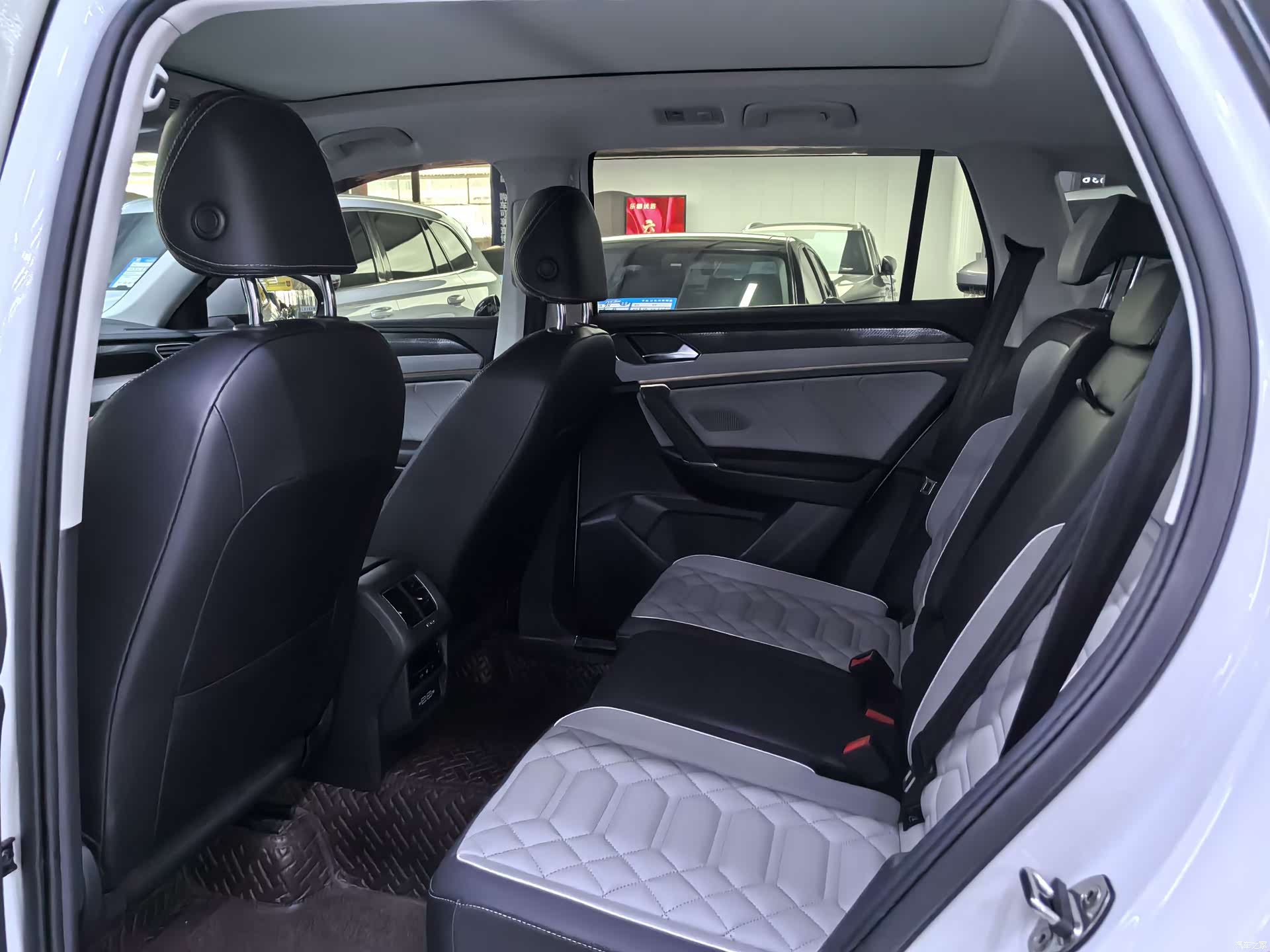 Volkswagen Tayron, 2023 9
