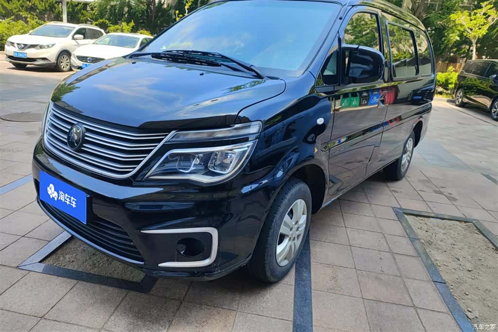 DongFeng M5, 2022 1