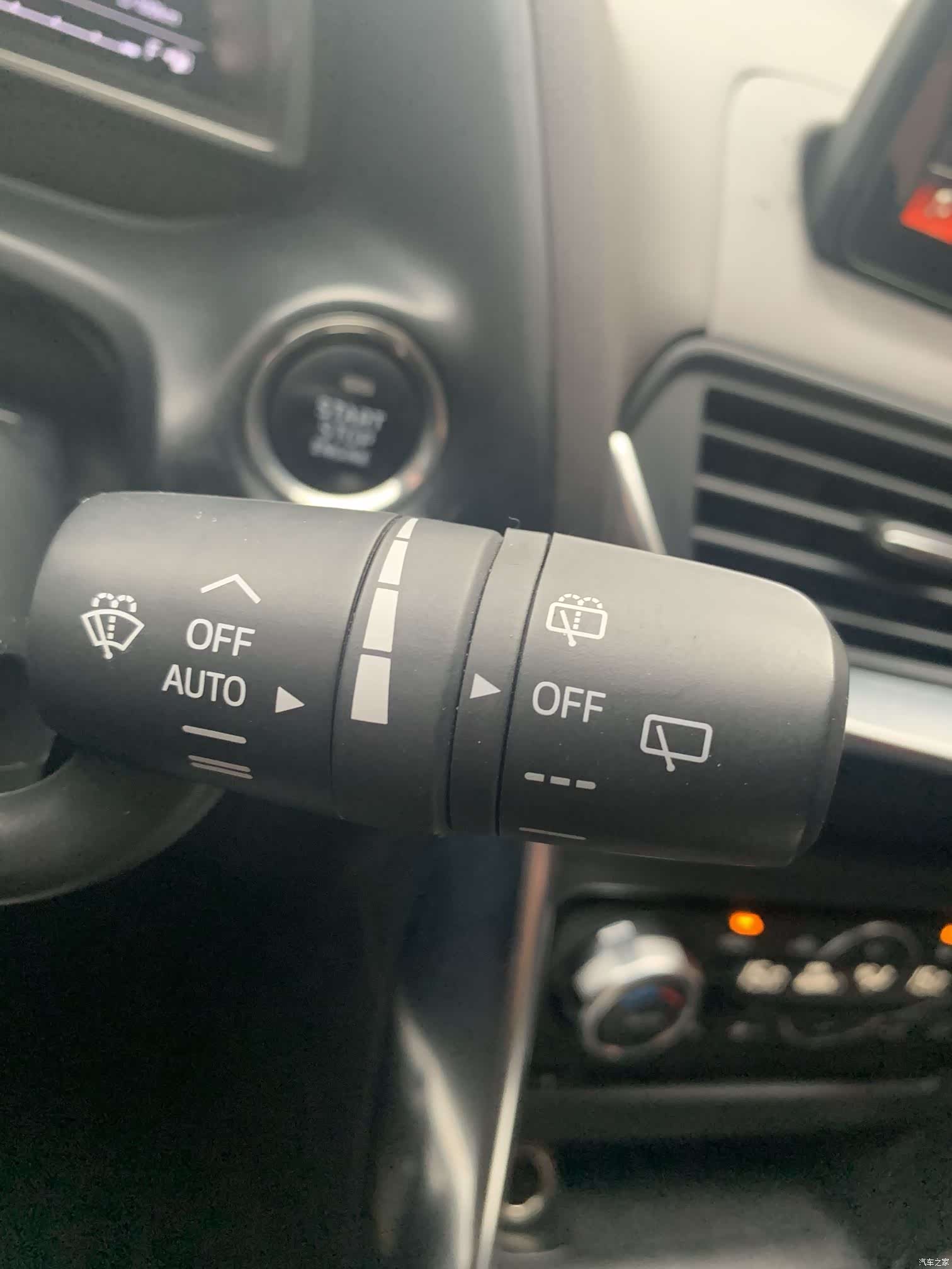 Mazda CX-4, 2019 17