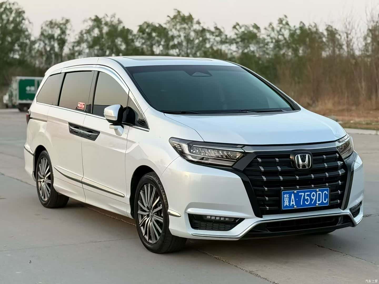 Honda Elysion, 2024 3