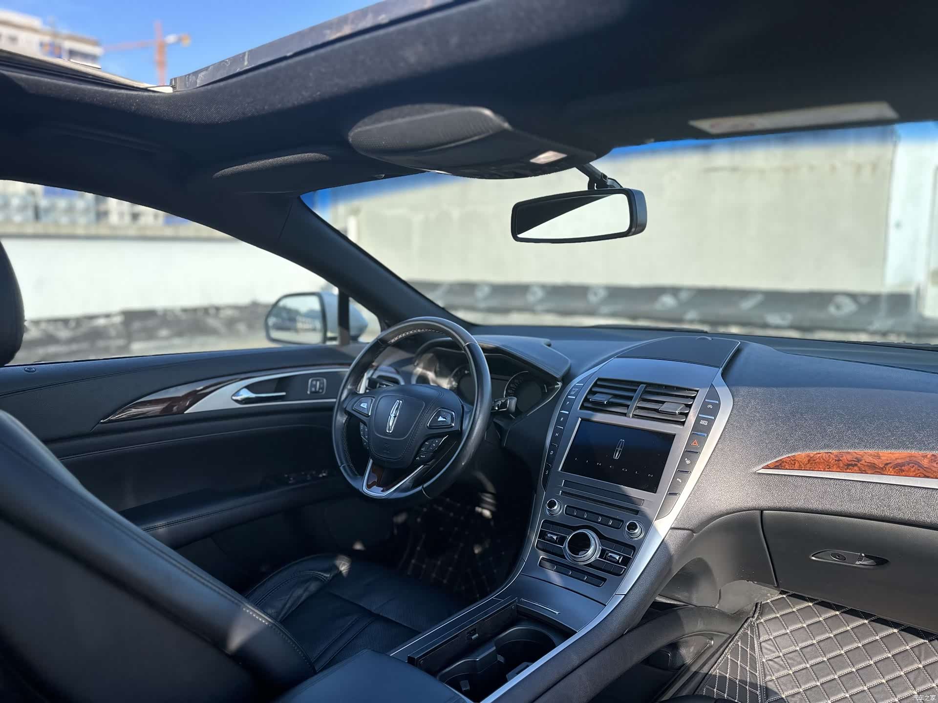 Lincoln MKZ, 2017 15