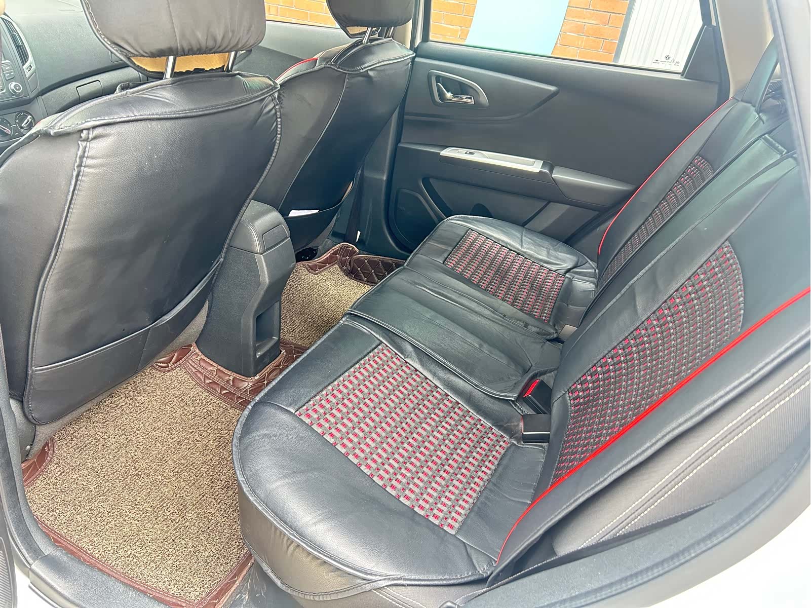 DongFeng AX3, 2017 11