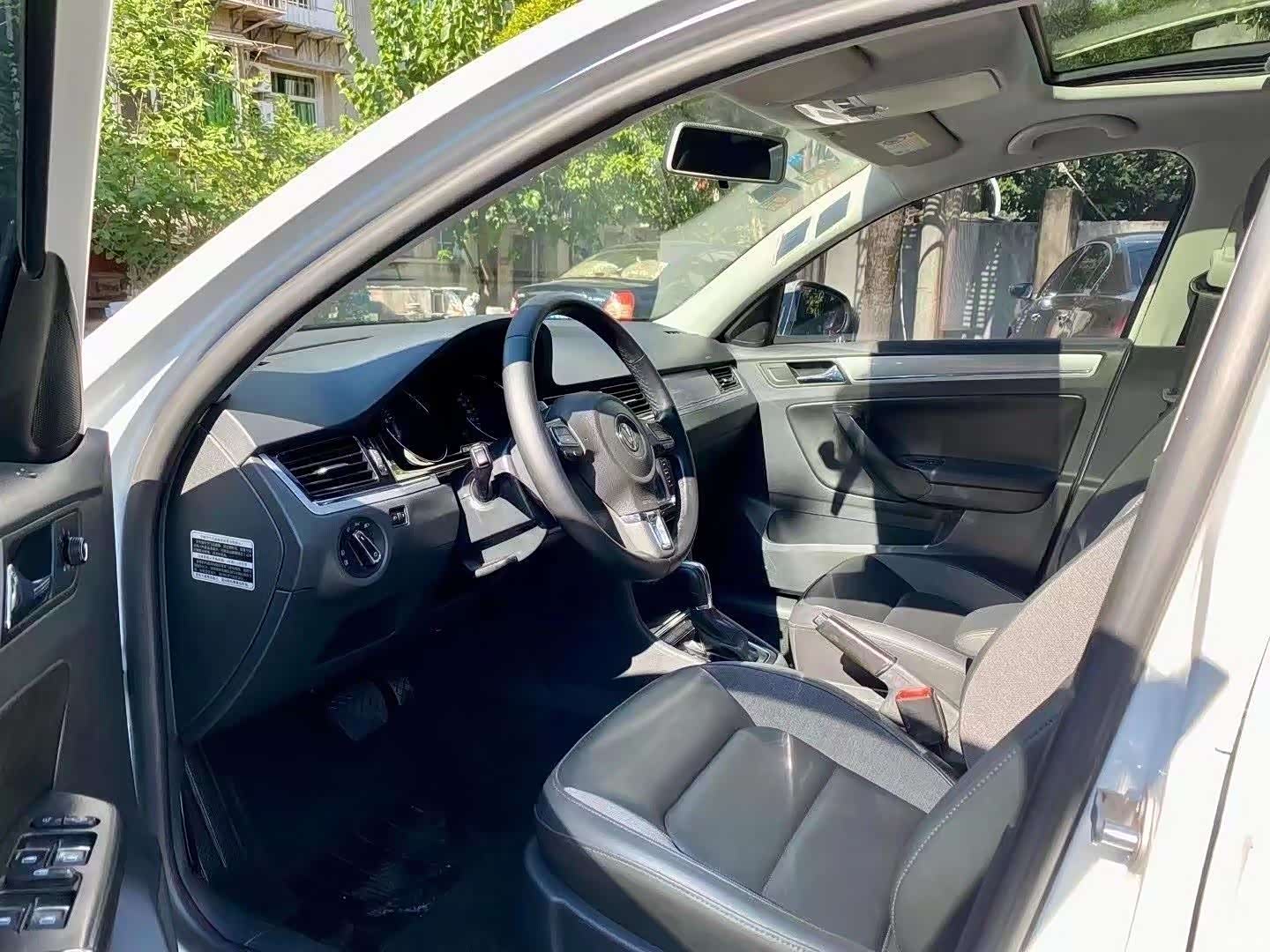 Volkswagen Bora, 2015 6
