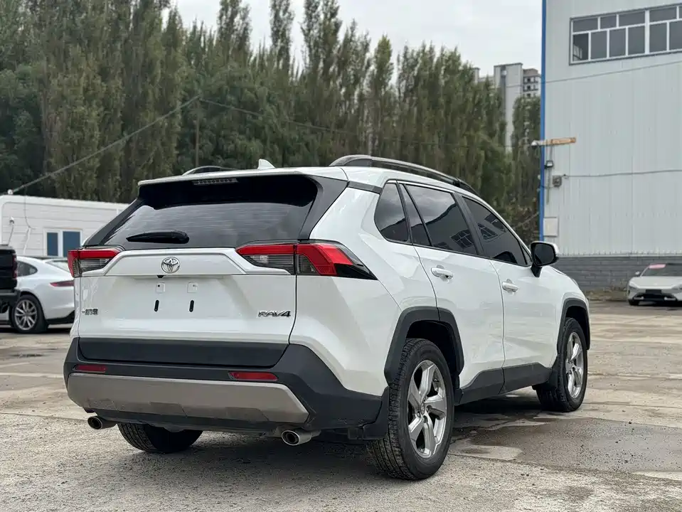 Toyota RAV4 Rongfang