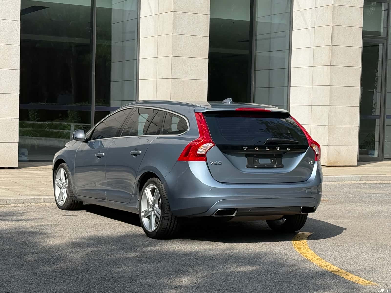 Volvo V60, 2017 18