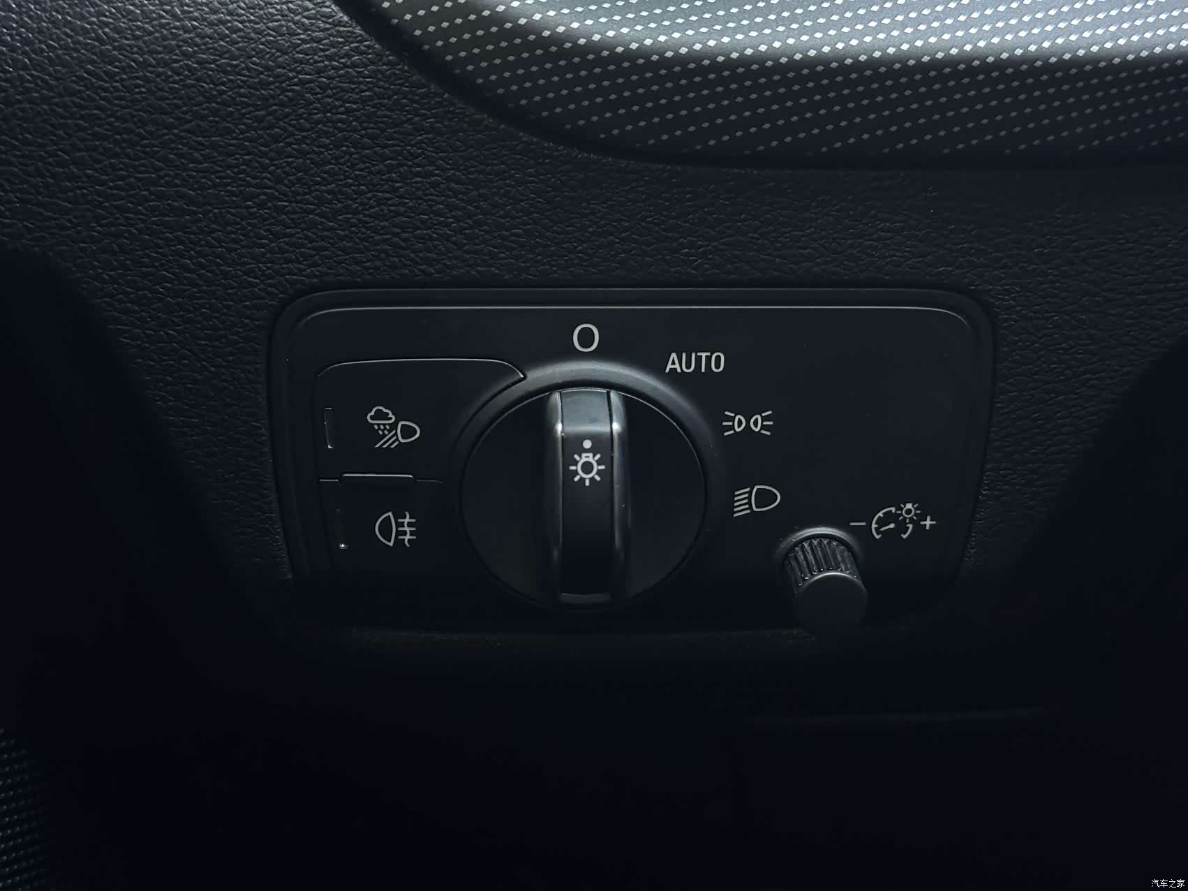 Audi Q2L, 2022 19