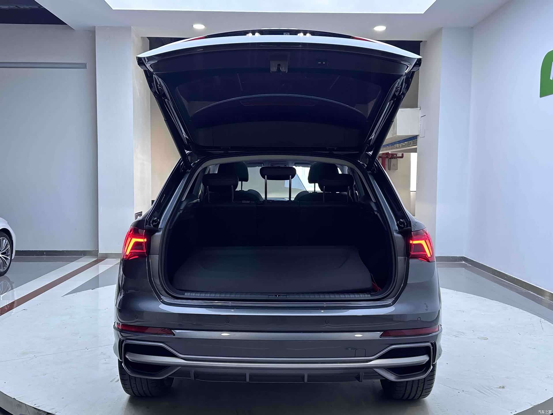 Audi Q3, 2023 22