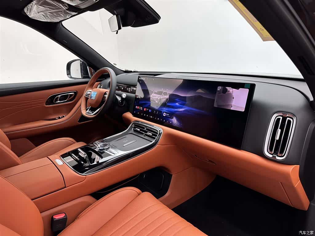 Geely M9, 2025 12