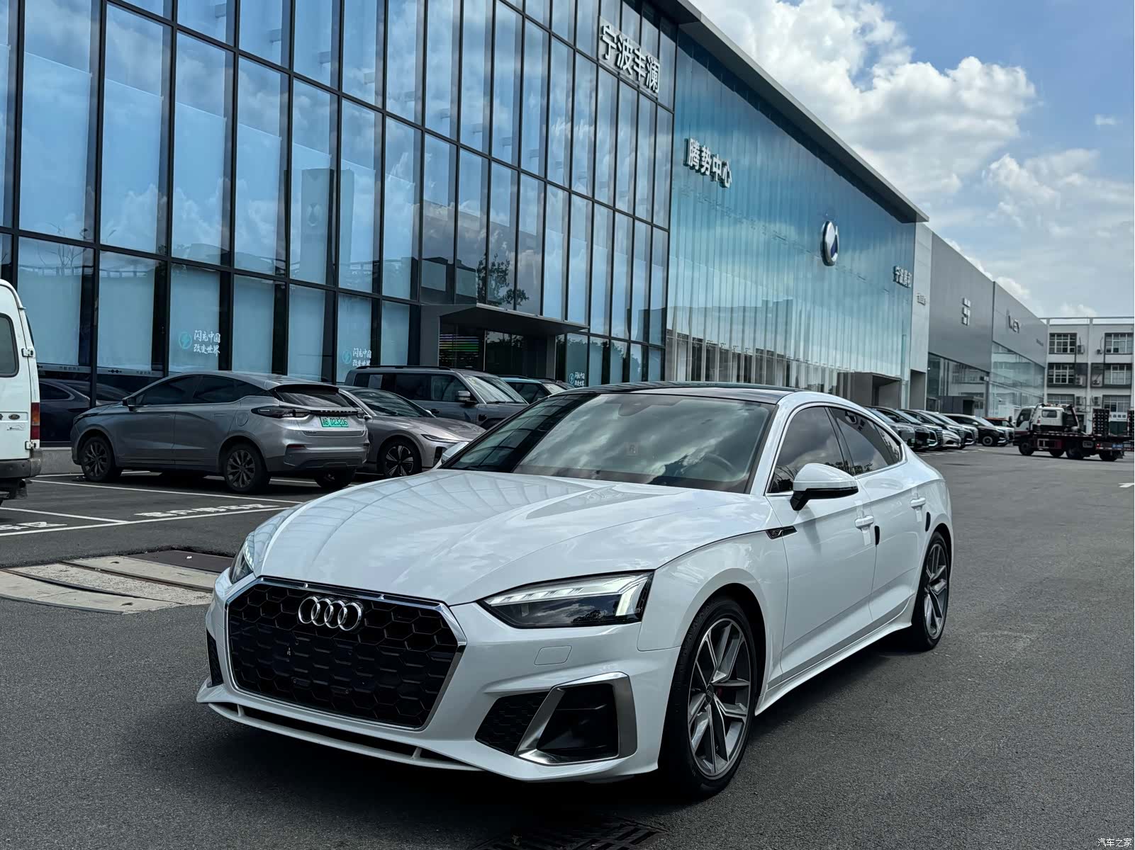Audi A5, 2024 1