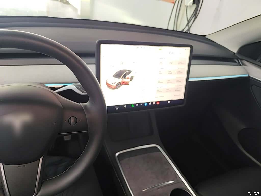 Tesla Model Y, 2024 10