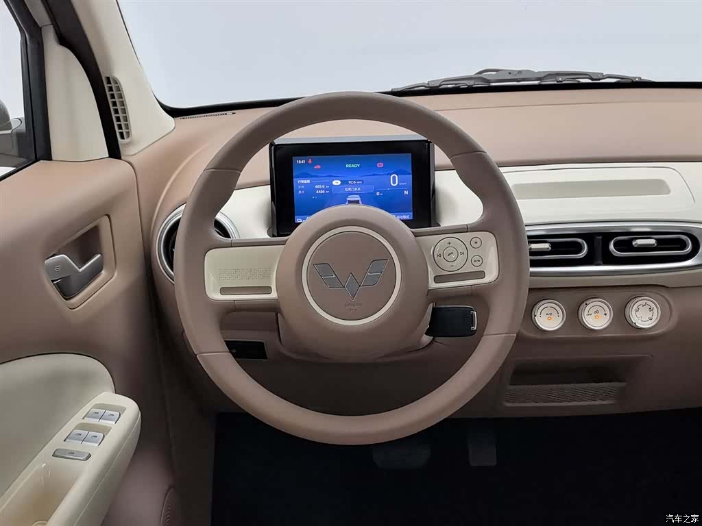 Wuling MINIEV, 2025 11