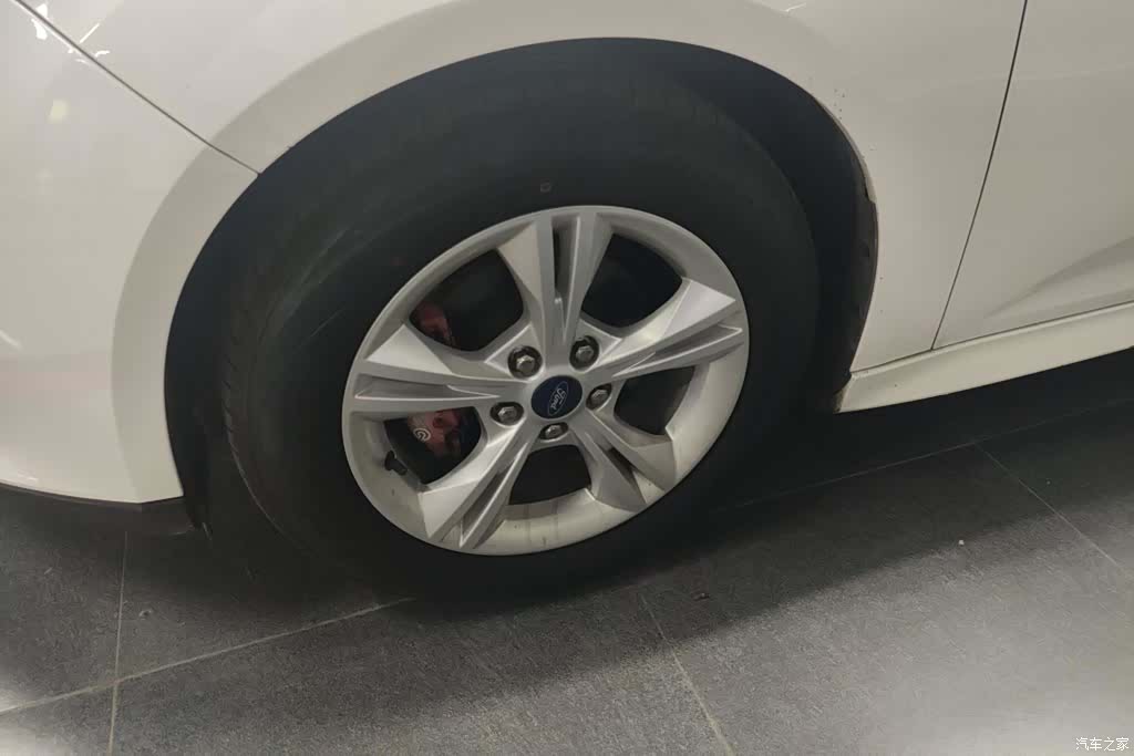 Ford Focus, 2018 6