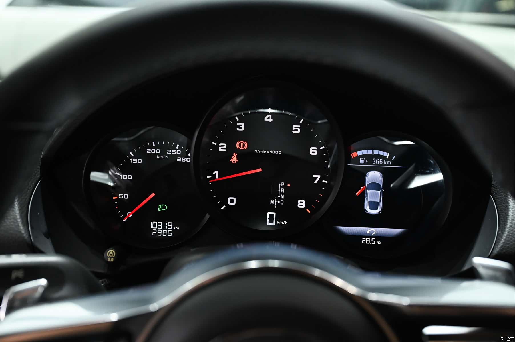 Porsche Cayman, 2019 11