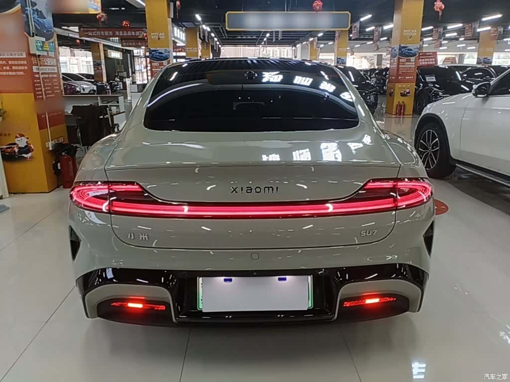 Xiaomi SU7, 2025 6