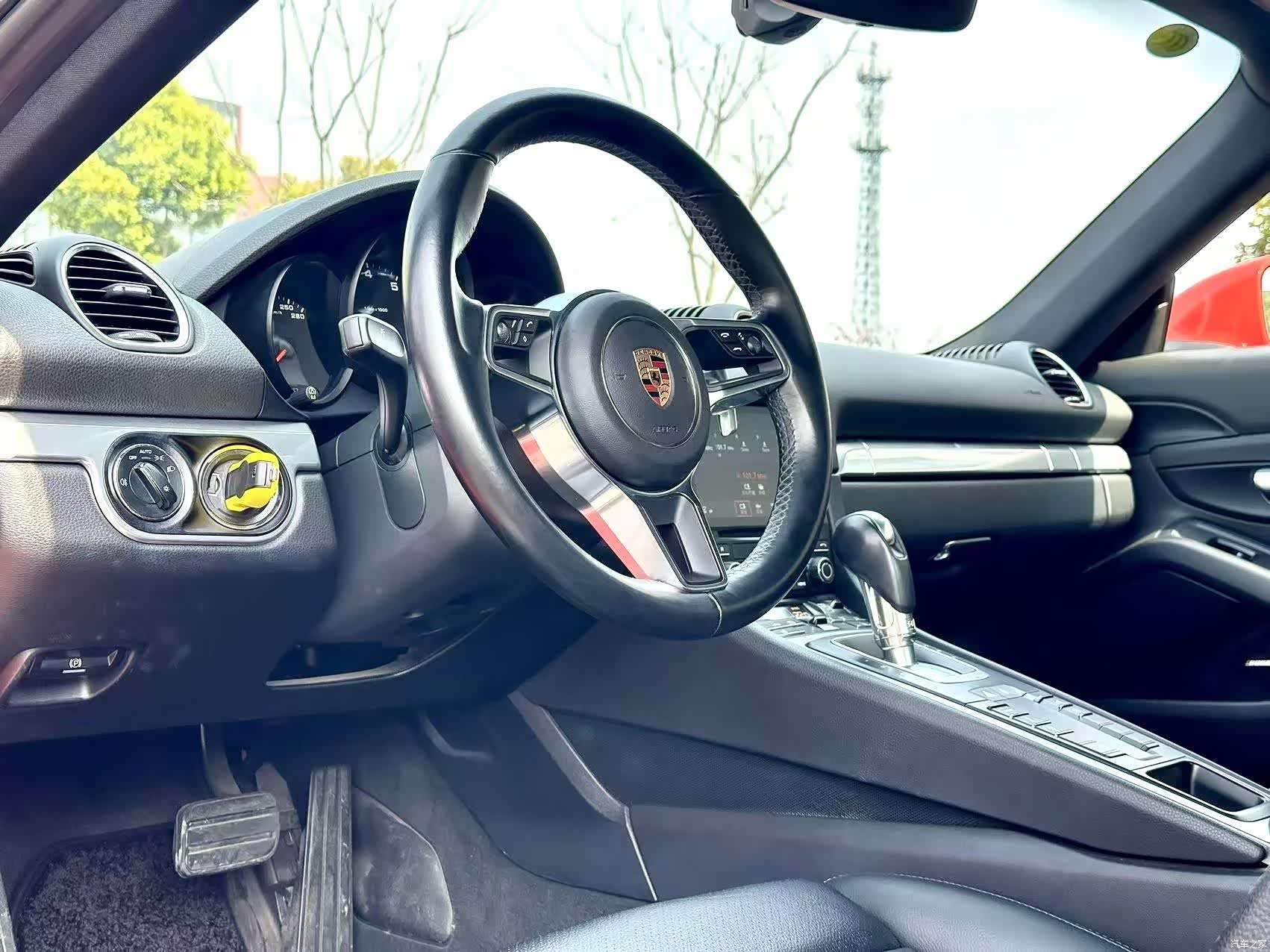 Porsche Cayman, 2018 6