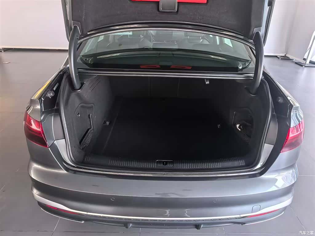 Audi A4L, 2021 14