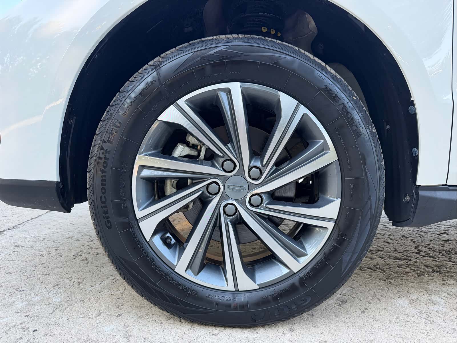 Geely X6, 2023 15