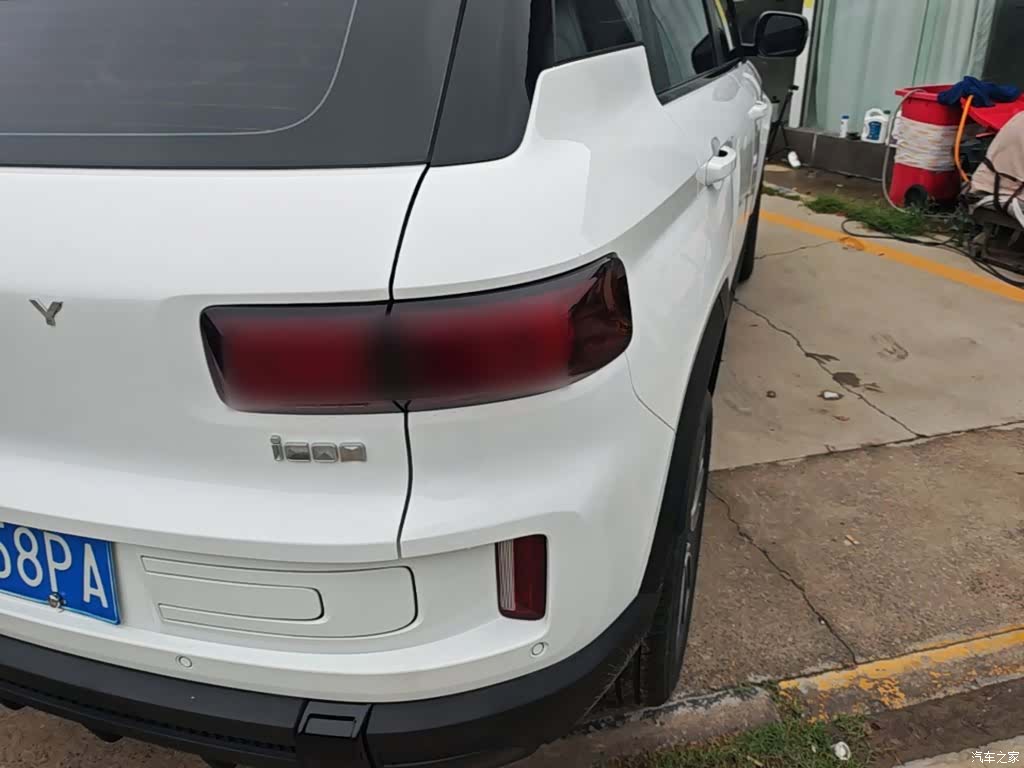 Geely Icon, 2025 8