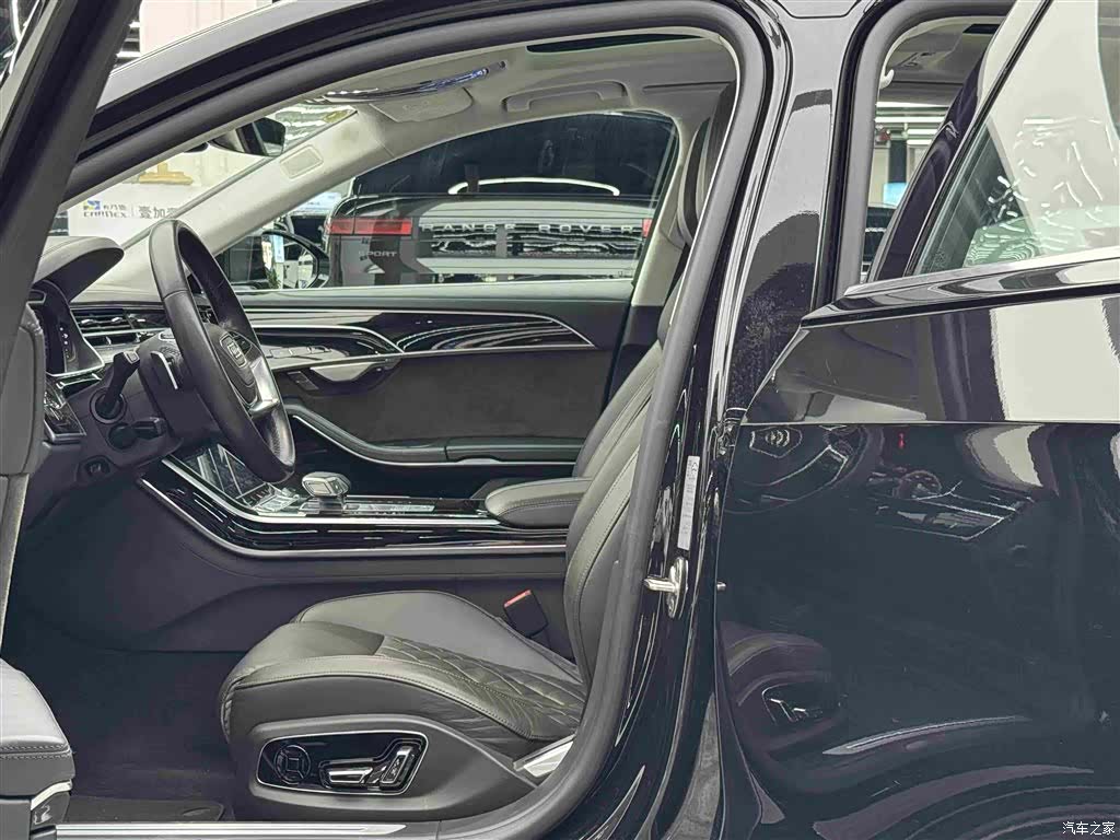 Audi A8L, 2022 8