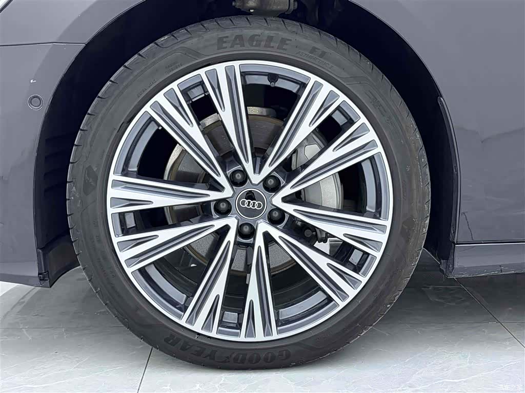 Audi A6L, 2024 9