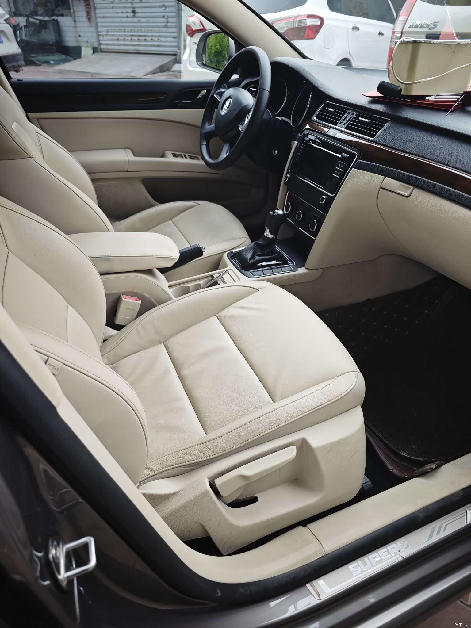Skoda Superb, 2015 4