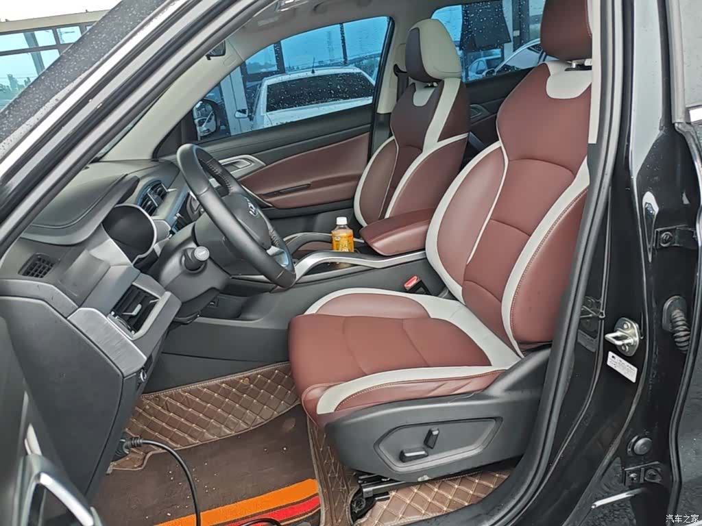 Geely Boyue, 2023 15