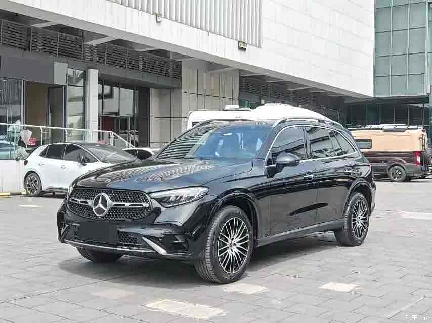 Mercedes-Benz GLC, 2024 1