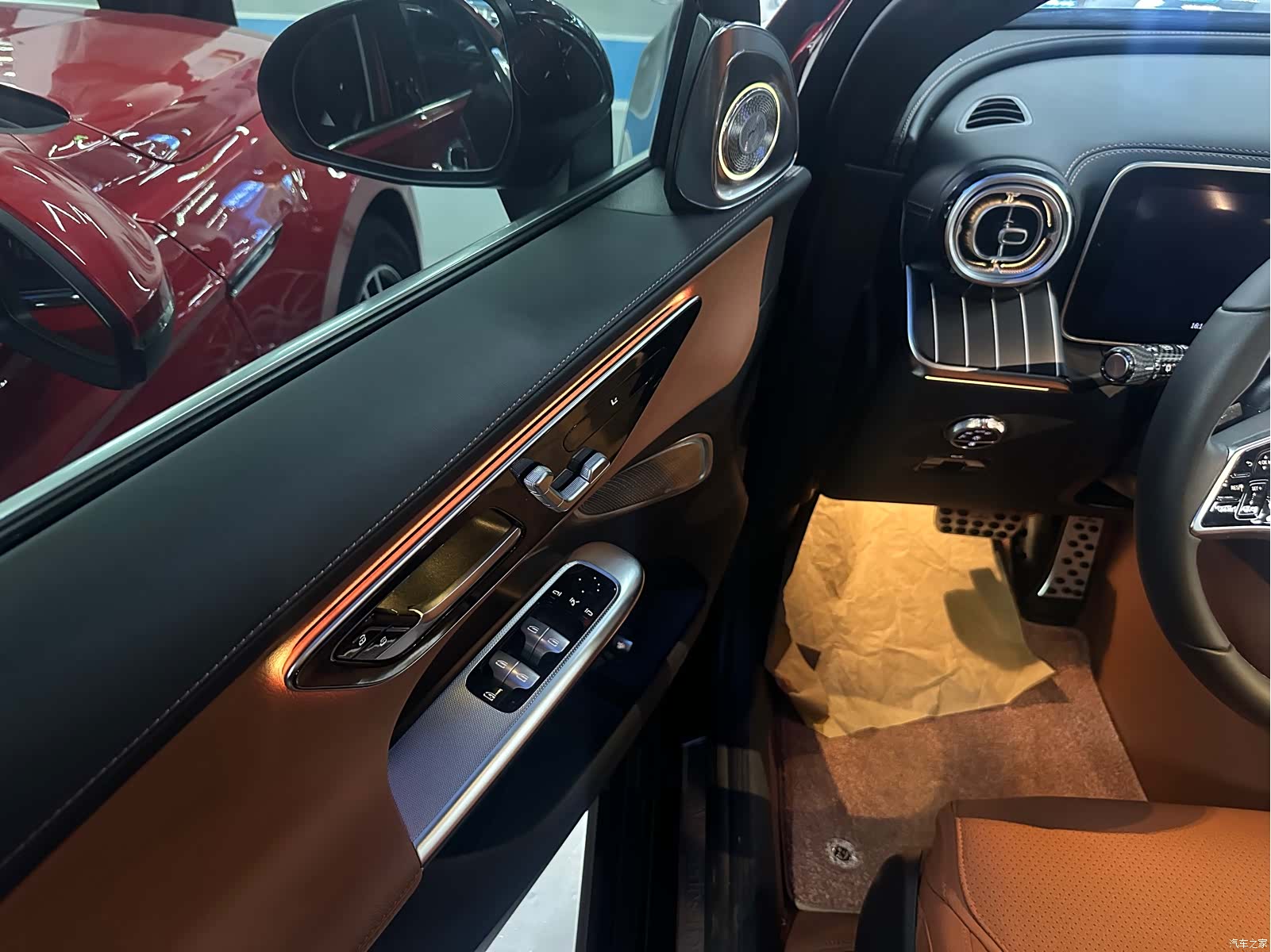 Mercedes-Benz GLC, 2024 11