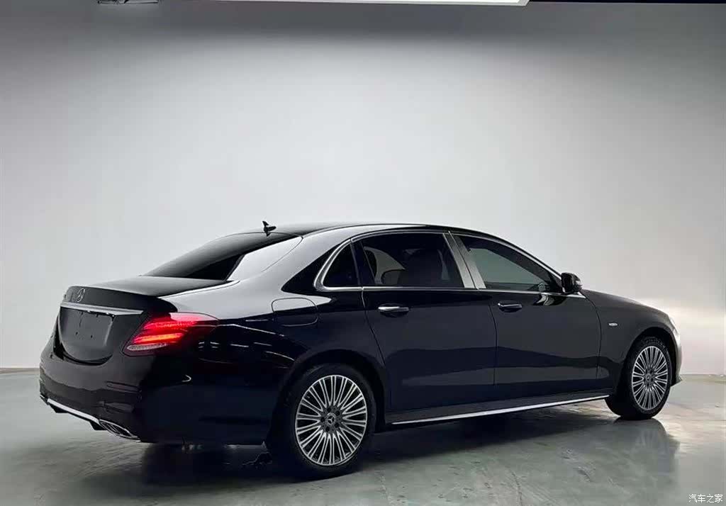 Mercedes-Benz E-Class, 2019 18