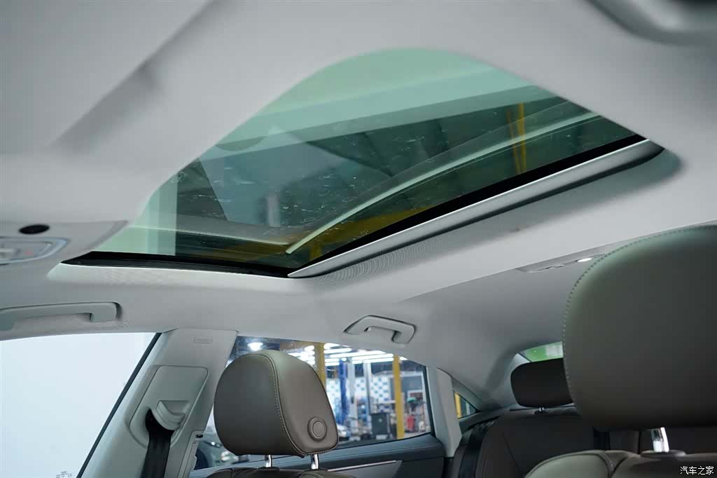 Audi A7L, 2023 31