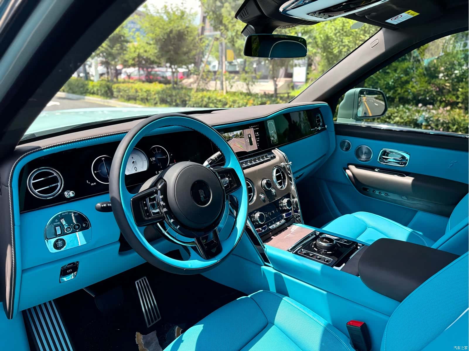 Rolls-Royce Cullinan, 2025 4
