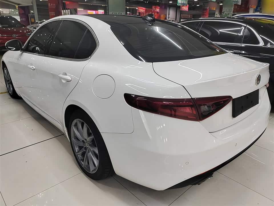 Alfa Romeo Giulia