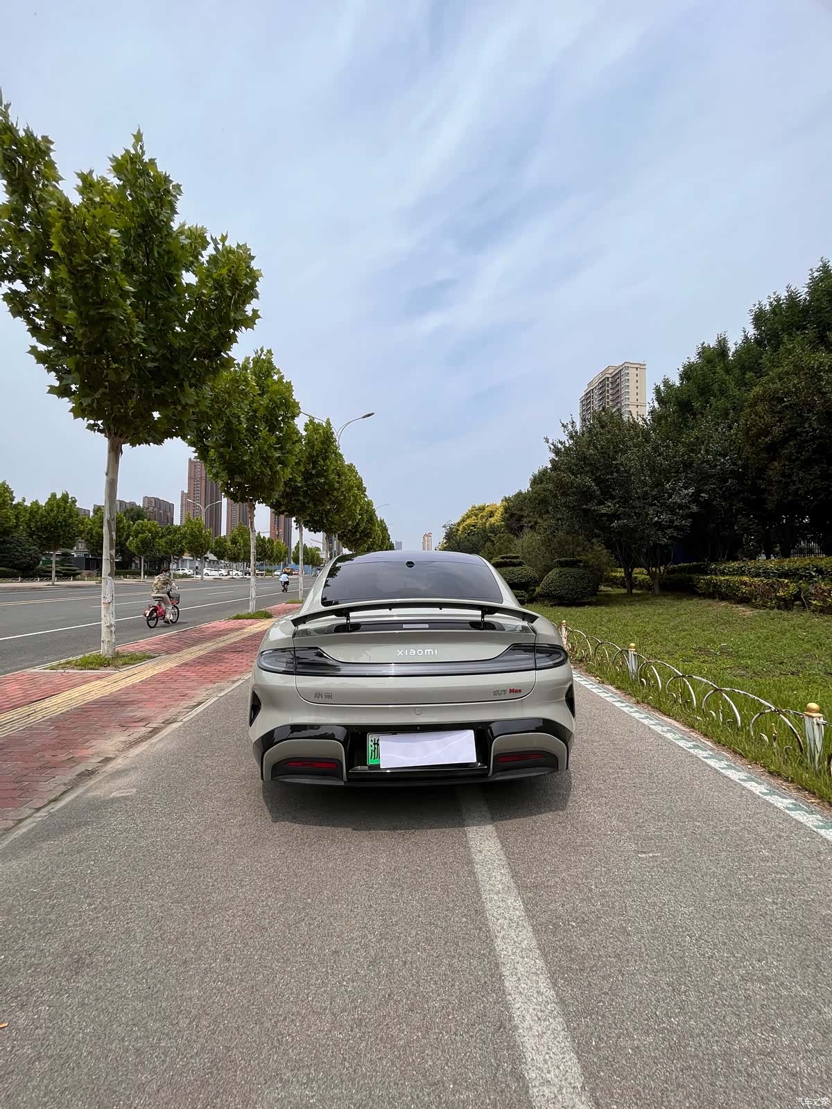 Xiaomi SU7, 2025 10
