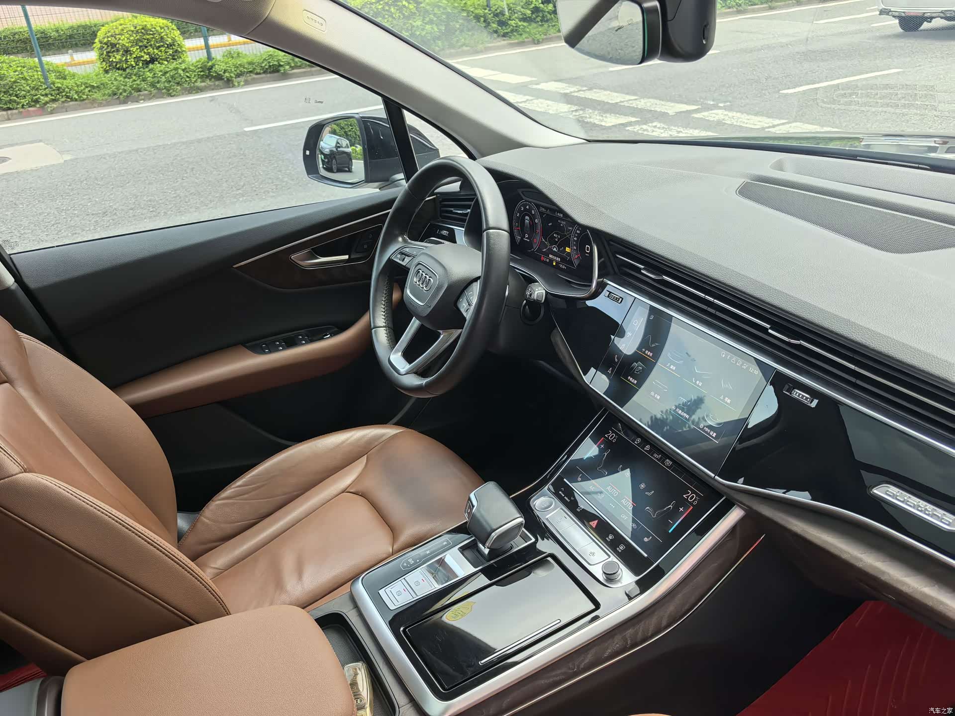 Audi Q7, 2020 8