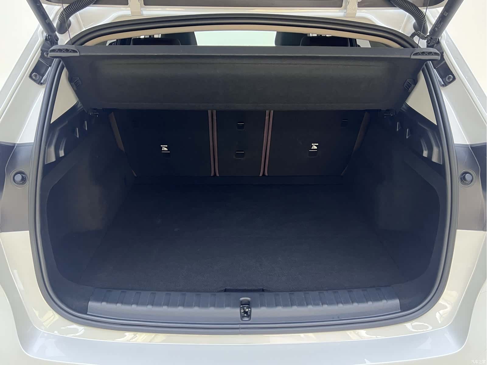 BMW X1, 2024 26