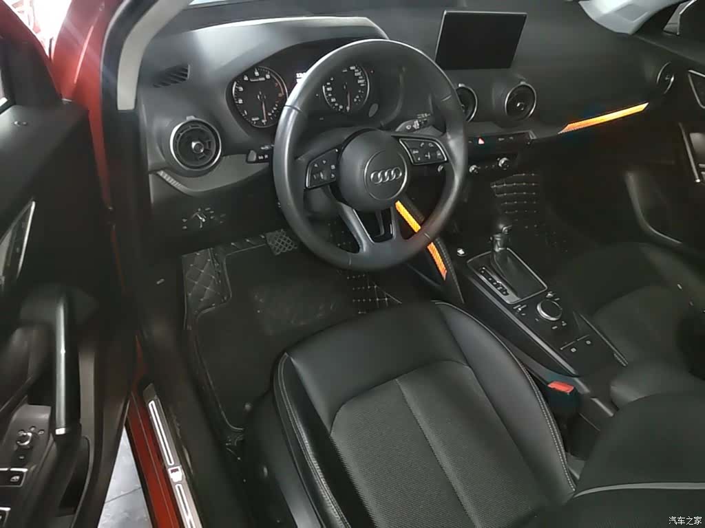 Audi Q2L, 2020 16