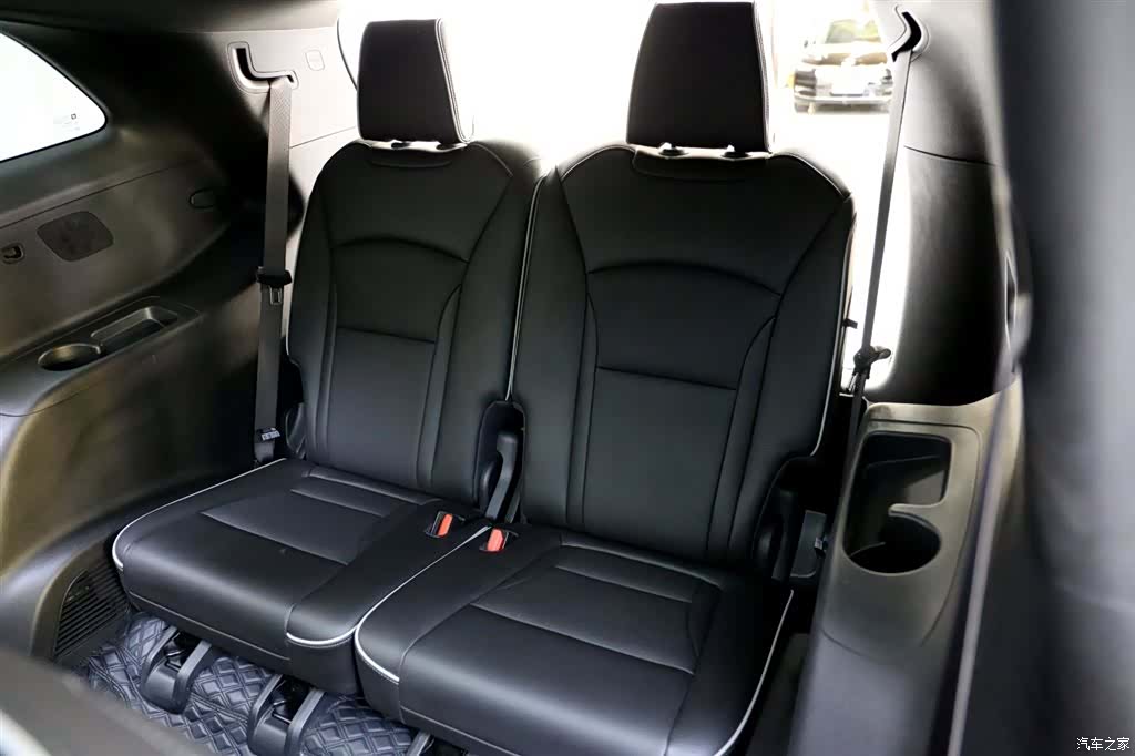 Buick Enclave, 2023 9
