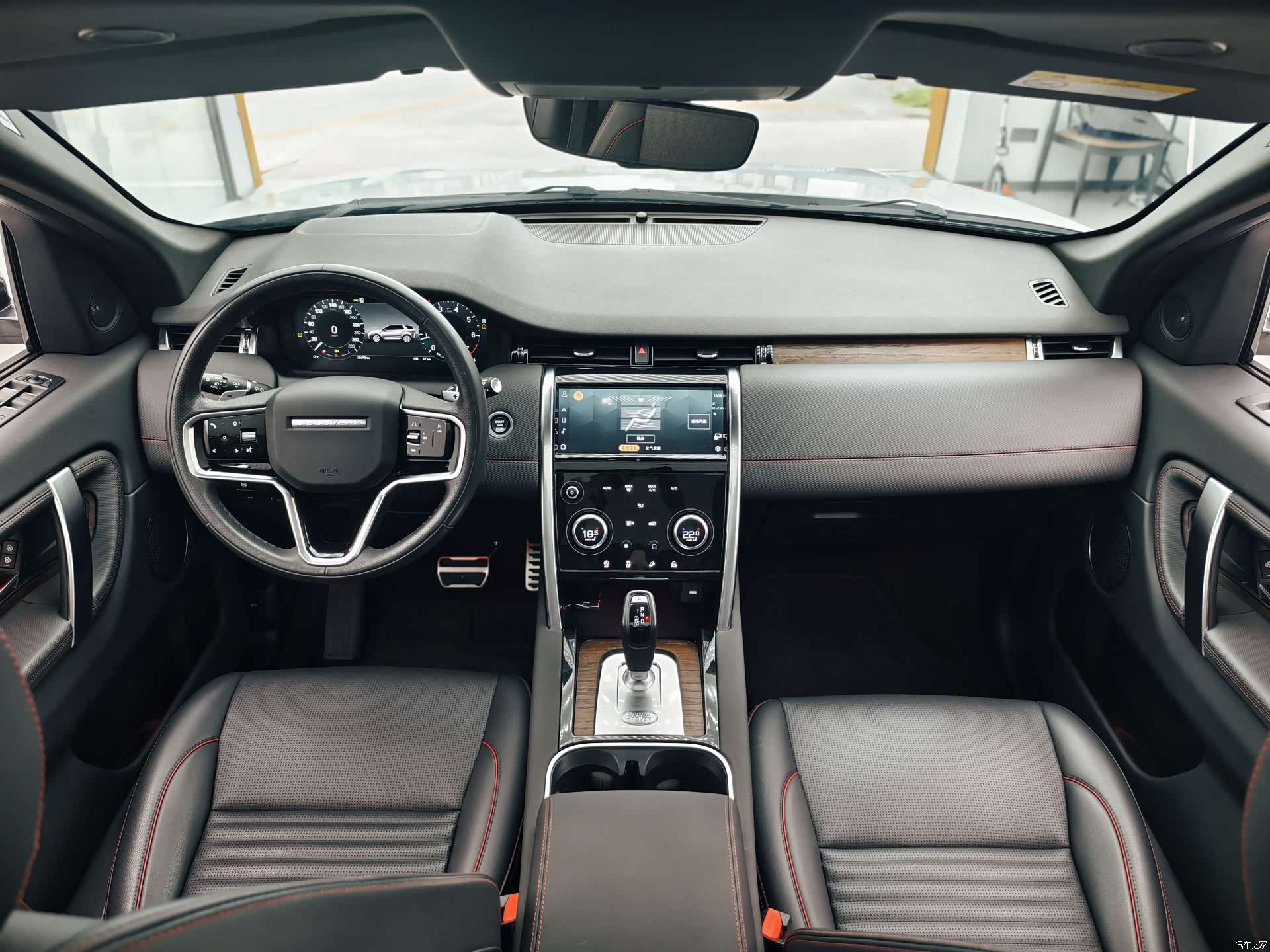 Land Rover Discovery, 2023 10