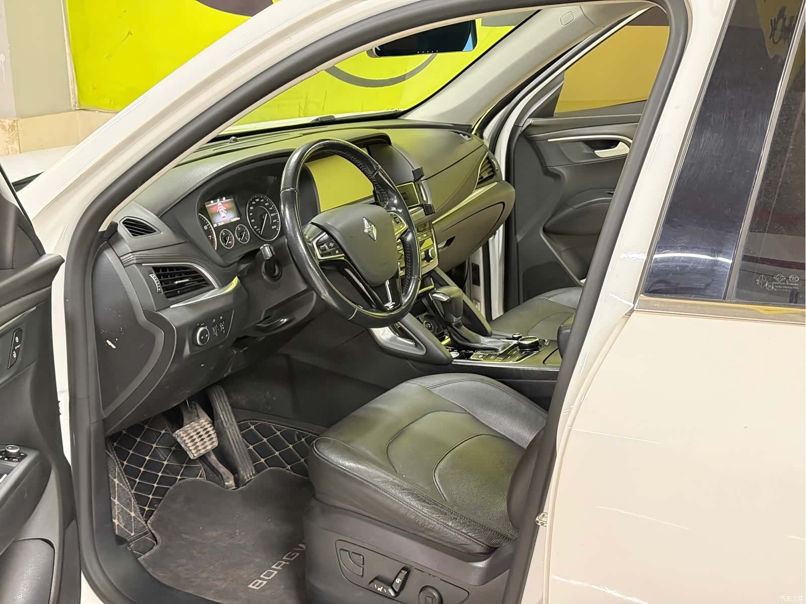 Borgward BX7, 2017 10