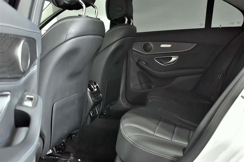 Mercedes-Benz C-Class, 2020 10