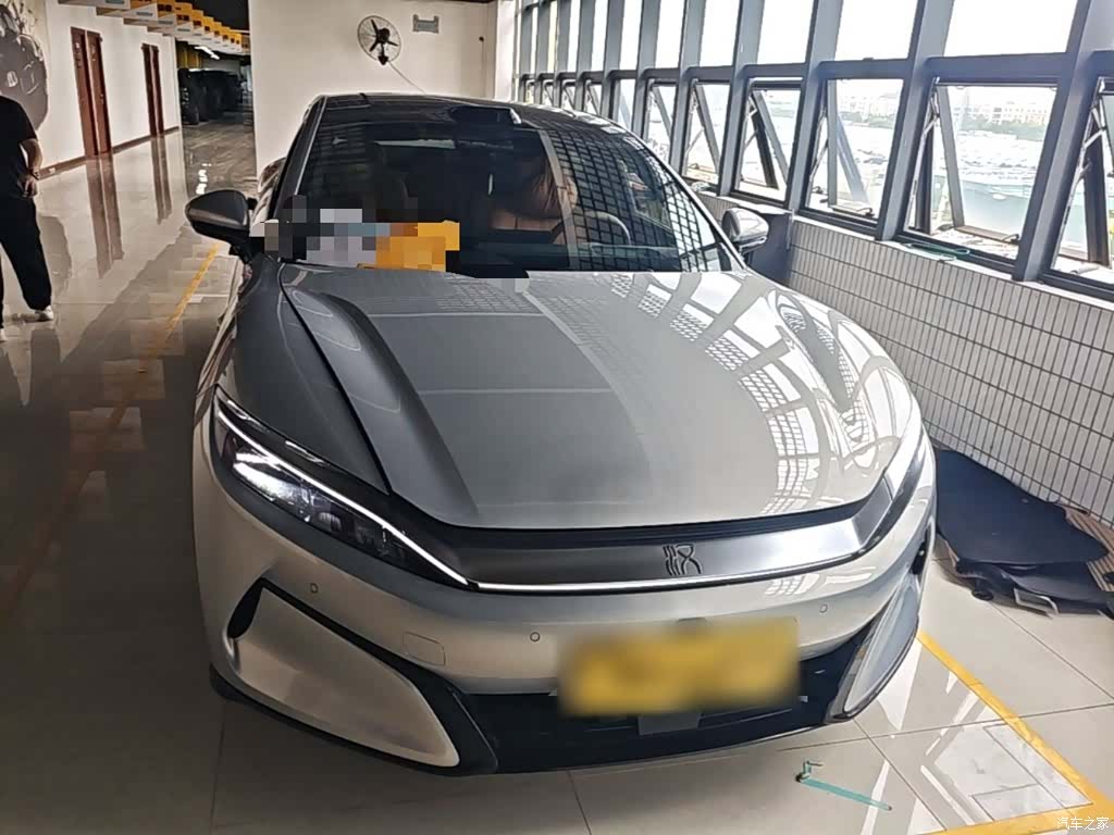 BYD Han, 2025 3