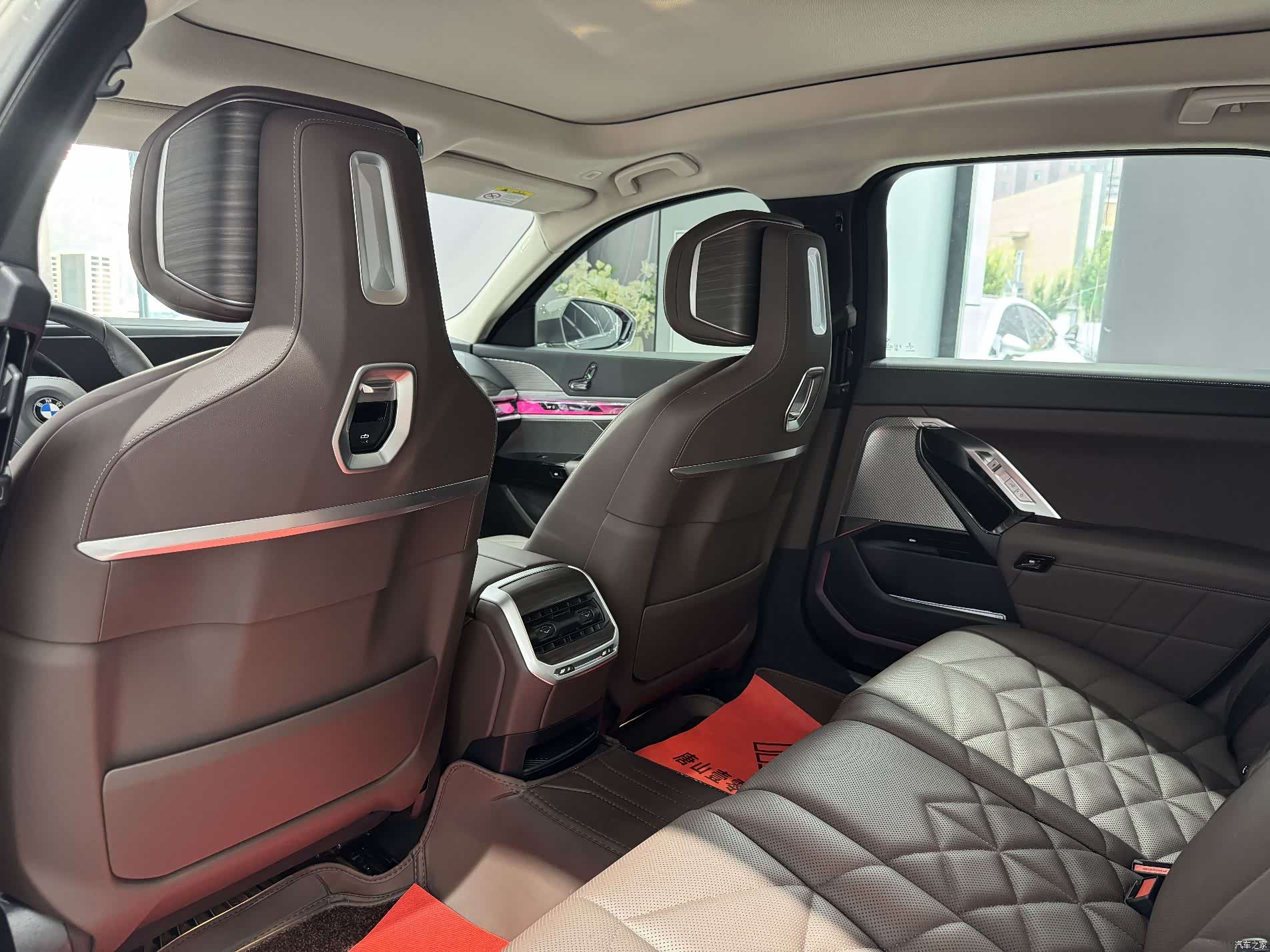 BMW 7 Series, 2023 29