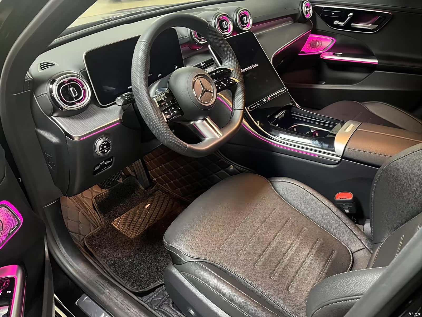 Mercedes-Benz C-Class, 2023 4