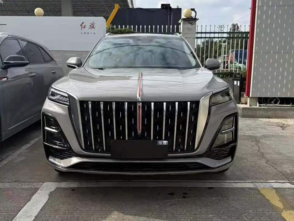 Hongqi HS5